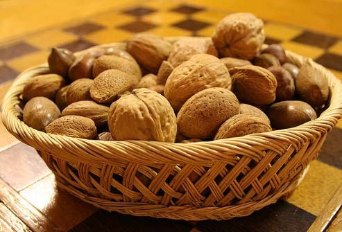 Чудодейственная закуска: миндаль, грецкий орех и фисташки