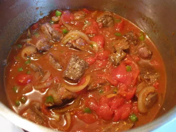 Говядина в томатном соусе 