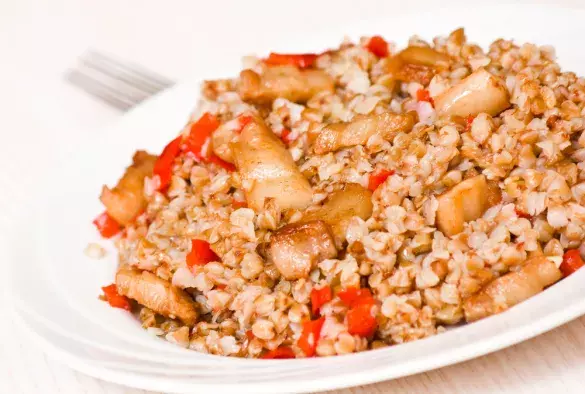 Тушеное мясо с гарниром