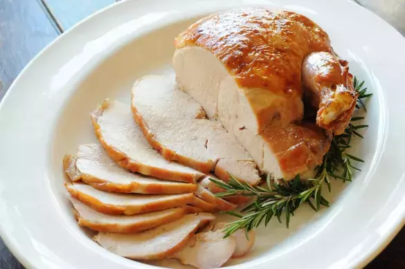 Ужин с запеченной птицей