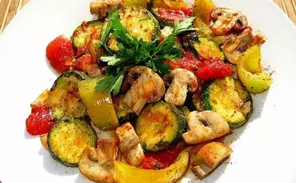 Овощное рагу с шампиньонами