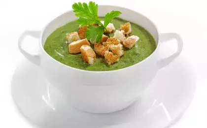 Суп-пюре из зеленой фасоли и брокколи