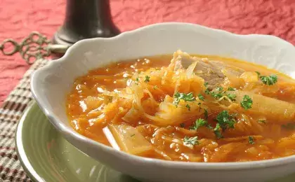 Щи из квашеной капусты