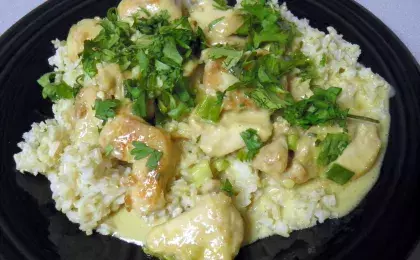 Курица с овощами и коричневым рисом