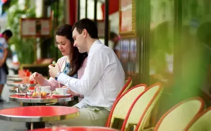 Обед в кафе: советы гипертоникам