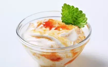 Творог с консервированными фруктами