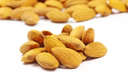 Миндаль и курага