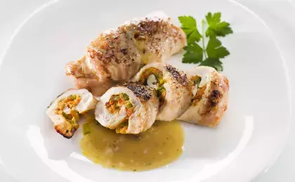 Рулетики из куриных грудок